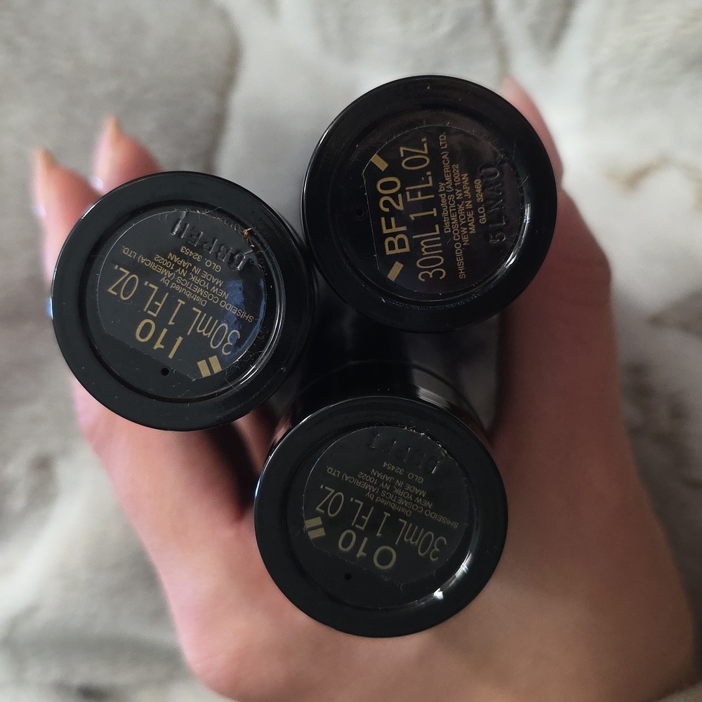 Clé de Peau Beauté Refining Fluid Foundation SPF 24 - Picture 2 of 3